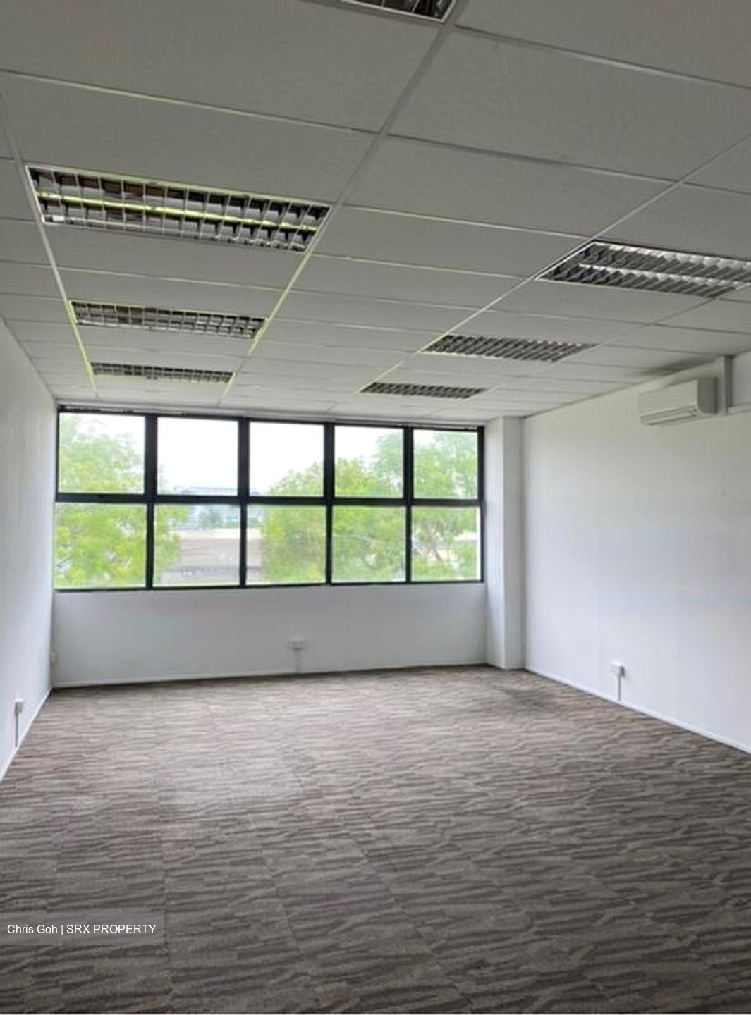 Woodlands Bizhub (D27), Office #456909761